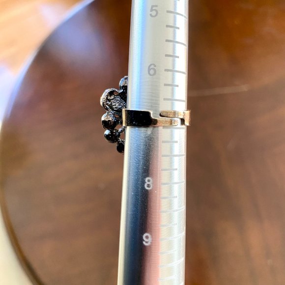 Vintage Green Flower Large Adjustable Statement Ring - Picture 3 of 13